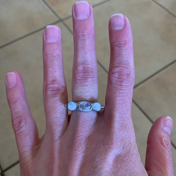 Sterling silver and moonstone ring - Picture 5 of 13